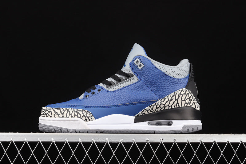 Air Jordan 3 Retro "Varsity Royal"