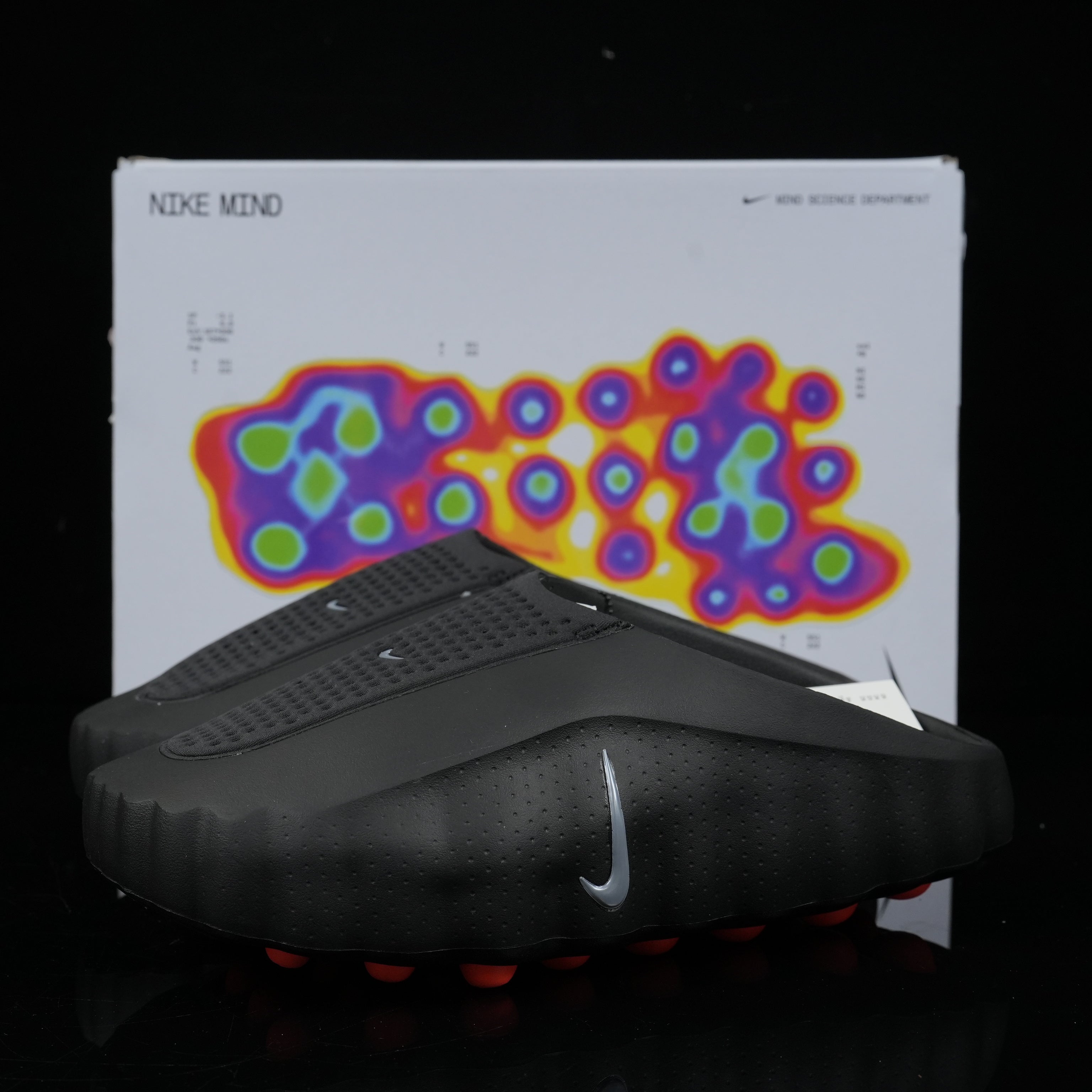 Nike Mind 001 