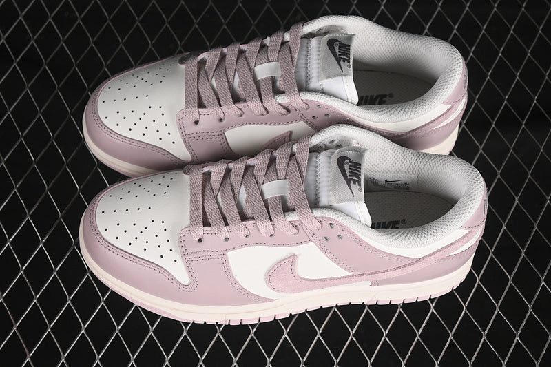 Nike SB Dunk Low "Particle Rose"