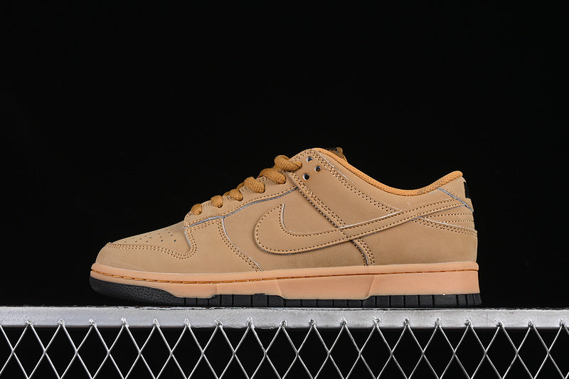 Nike SB Dunk Low "Wheat"