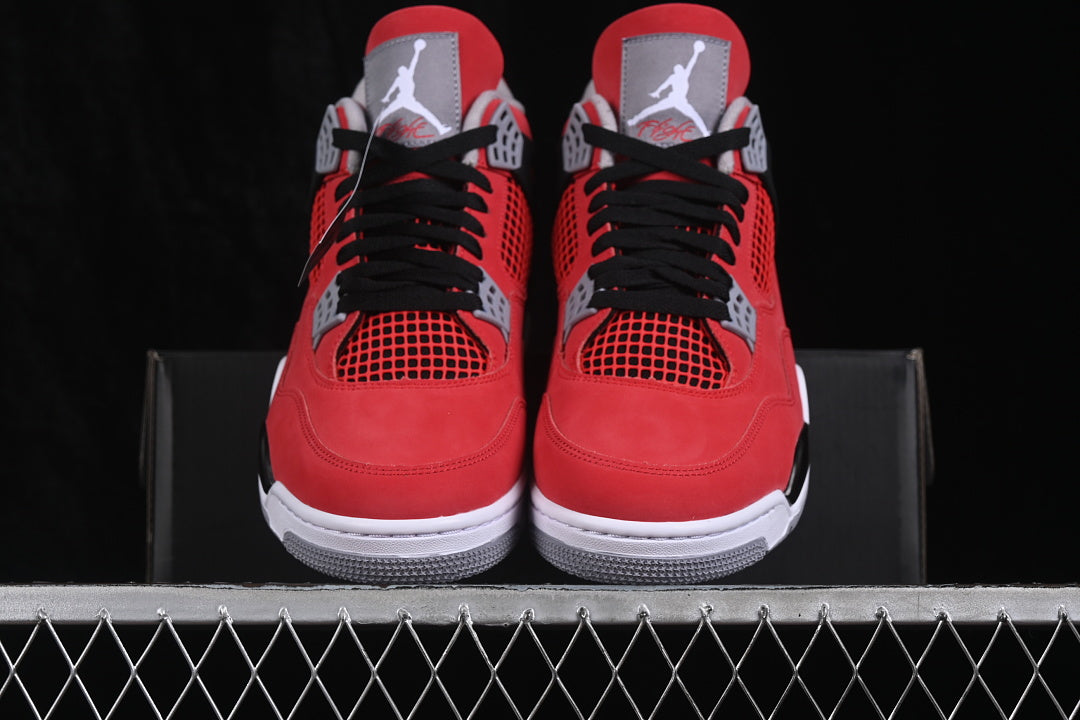 Air Jordan 4 Retro "Toro Bravo" 2026