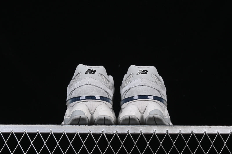 NB 9060 "Silver Metallic Grey"