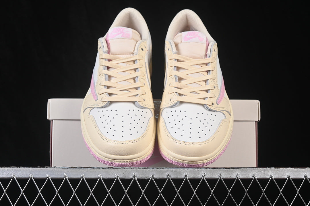 Air Jordan 1 Retro Low OG X Travis Scott "Muslin/Shy PinK"