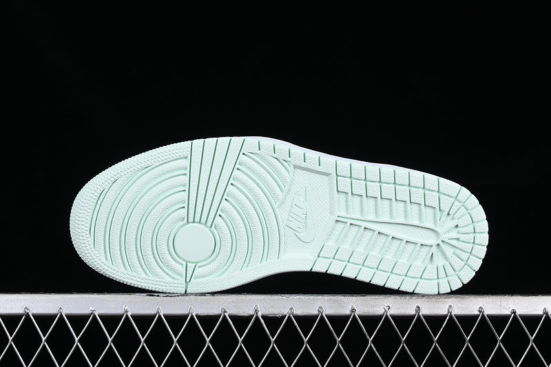 Air Jordan 1 Retro High OG NRG "Iglo"