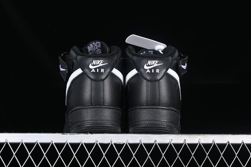 Nike Air Force 1 Mid "All Black/White"