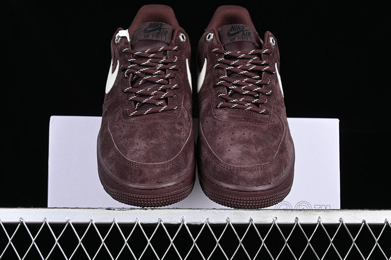 Nike Air Force 1  "Gamuza Cacao"