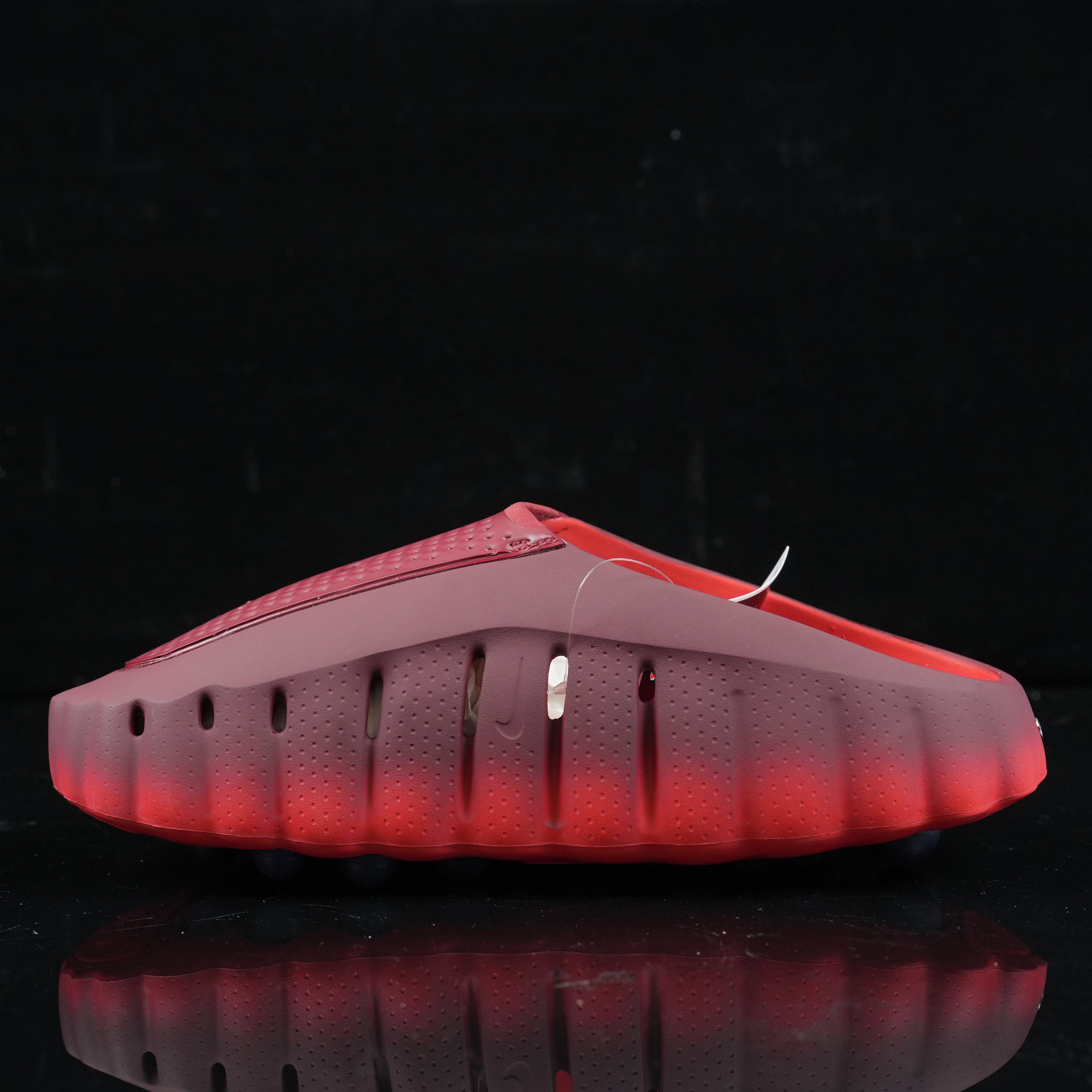 Nike Mind 001 "Team Red University Red Hombre"