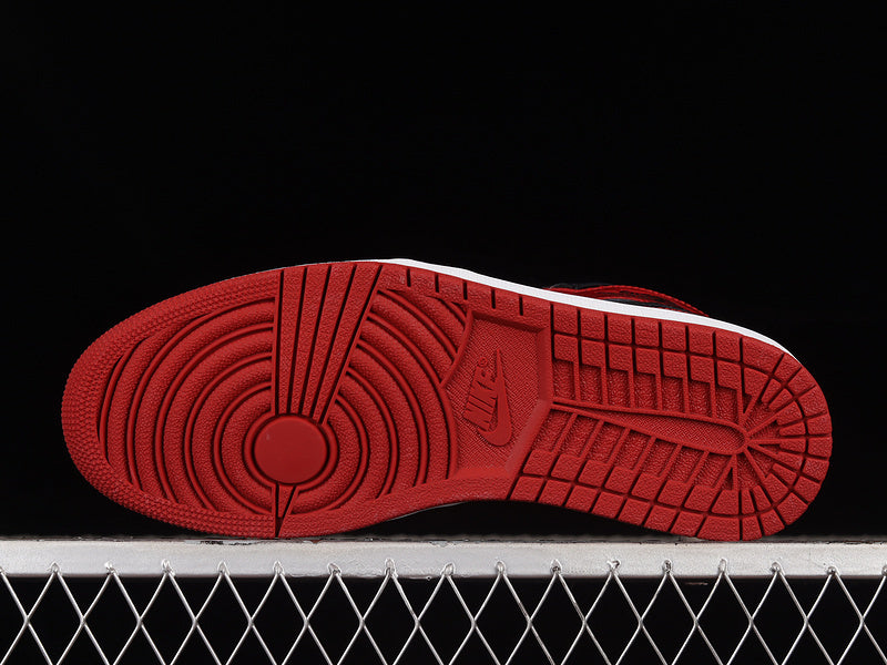 Air Jordan 1 Retro High OG "Patent Bred"