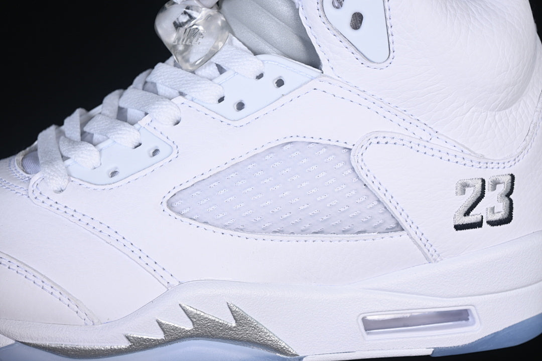 Air Jordan 5 Retro ''Metallic Silver''