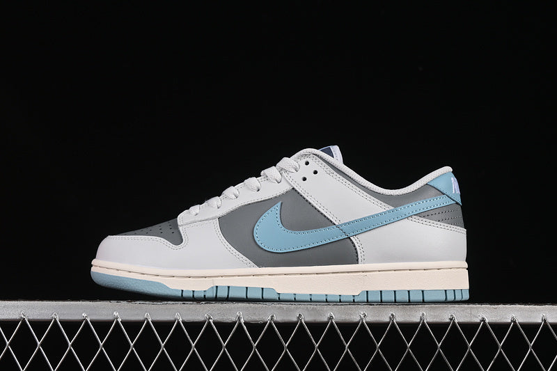 Nike SB Dunk Low "Photon Dust / Denim Turquoise"