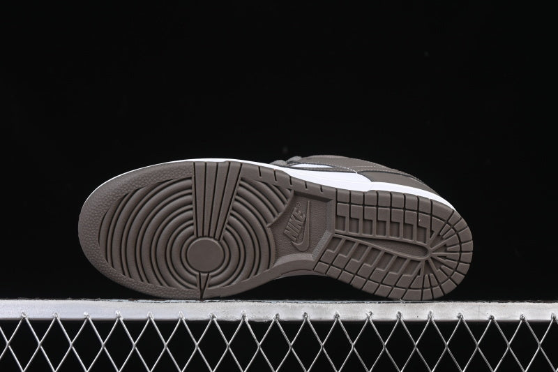 Nike SB Dunk Low "Cave Stone"