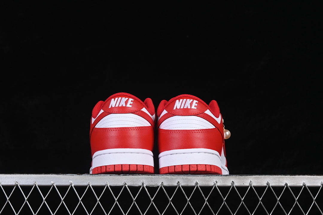 Nike SB Dunk Low "White Red Pearls"