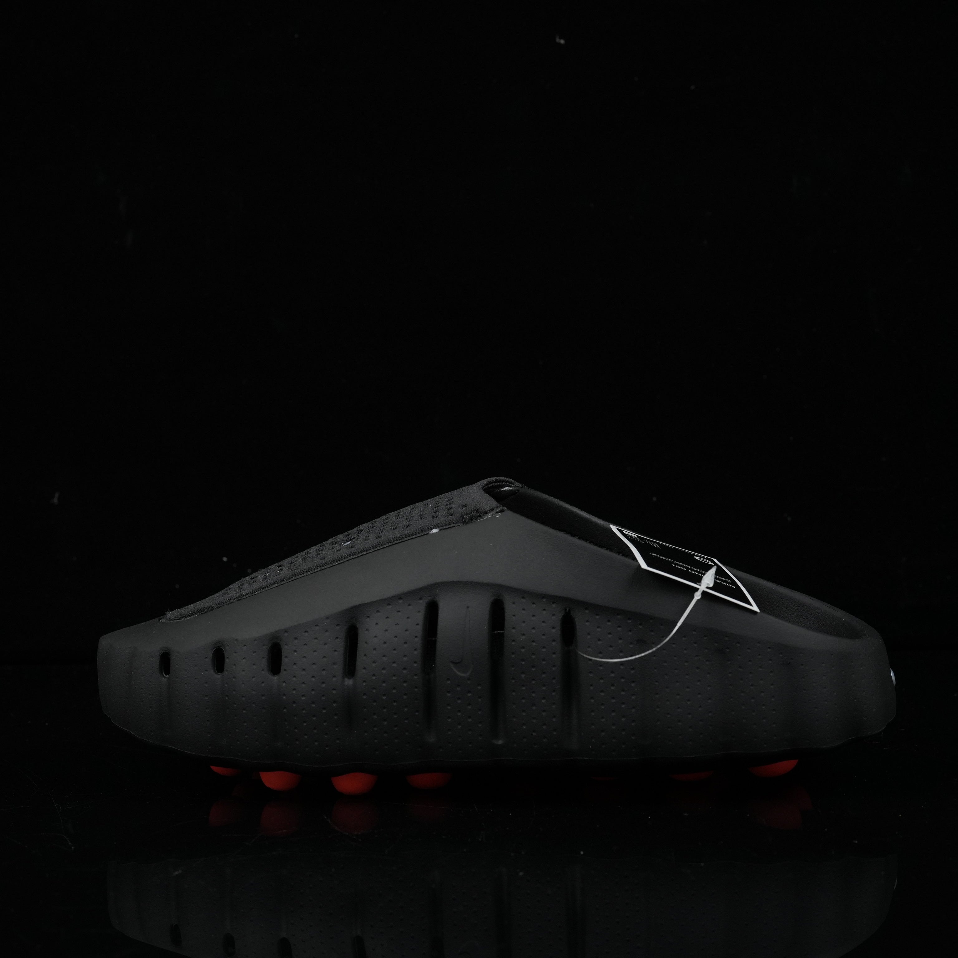 Nike Mind 001 "Black Hyper Crimson"