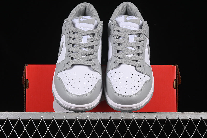 Nike SB Dunk Low "White/Grey"