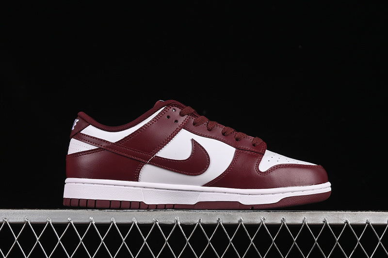 Nike SB Dunk Low "burgundy"