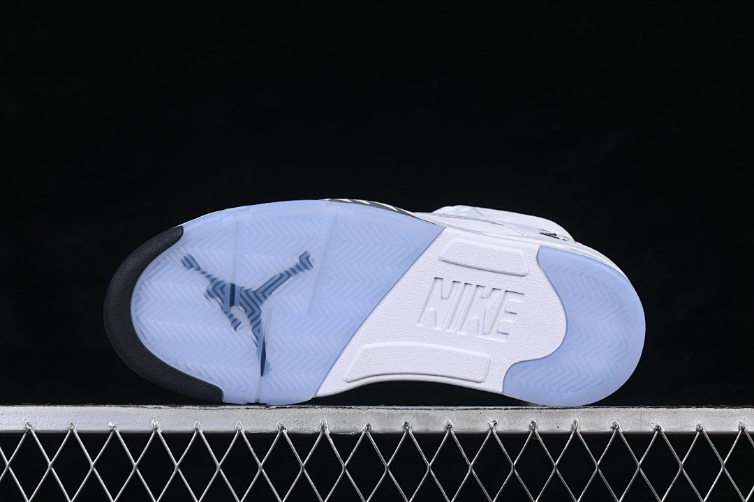 Air Jordan 5 Retro ''Metallic Silver''