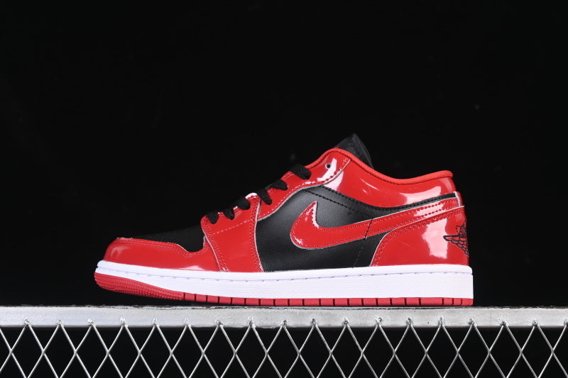 Air Jordan 1 Retro Low  "Varsity Red Black"