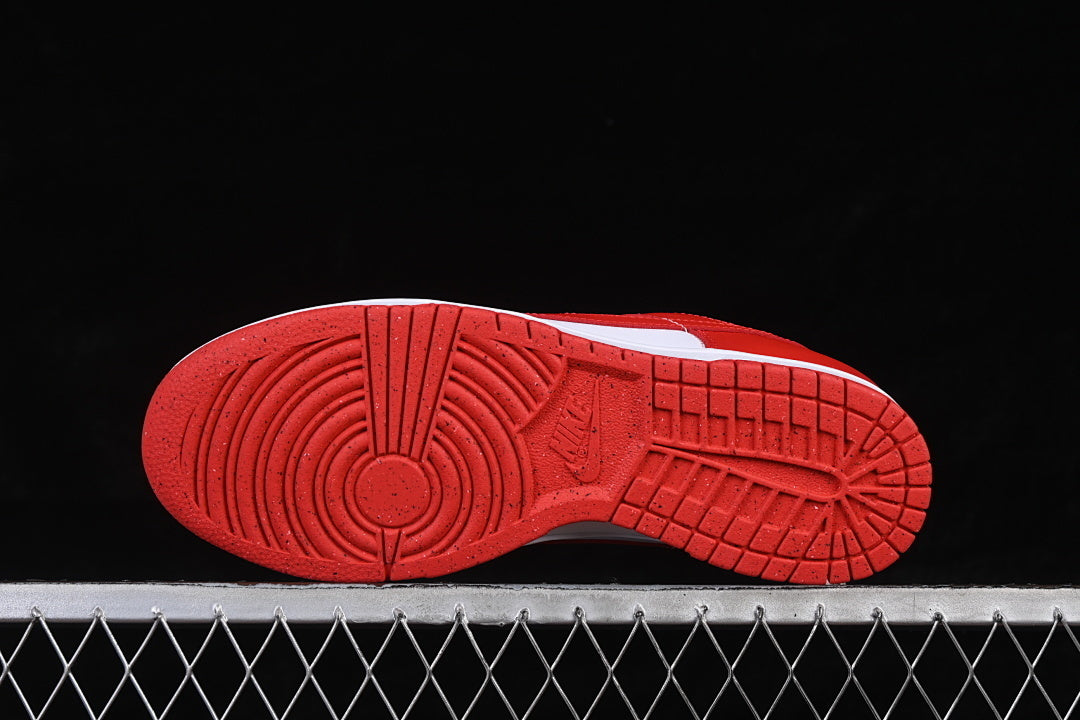 Nike SB Dunk Low "White Red Pearls"