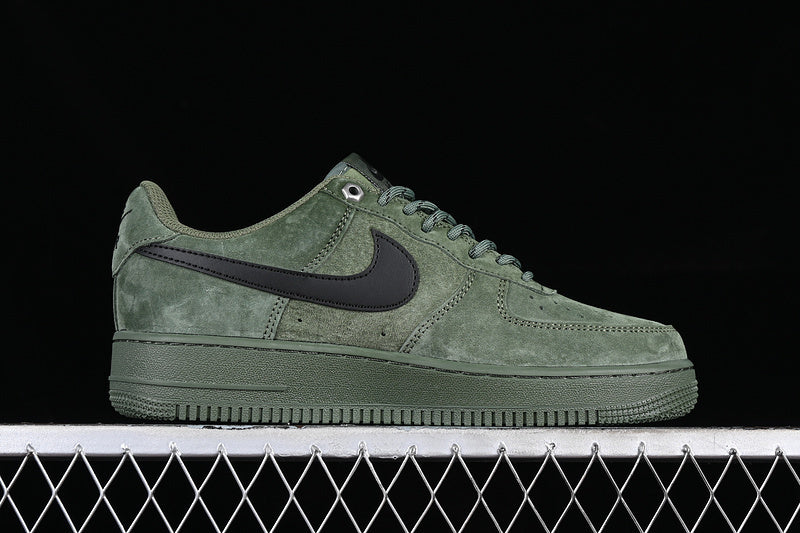 Nike Air Force 1 "Gamuza Olives"