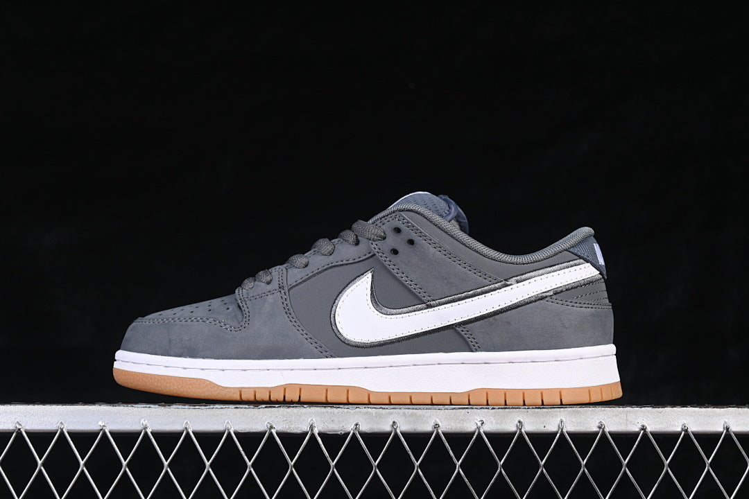 Nike SB Dunk Low "Wolf Gray"