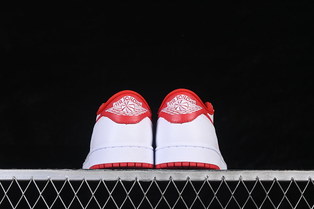 Air Jordan 1 Retro Low "University Red"
