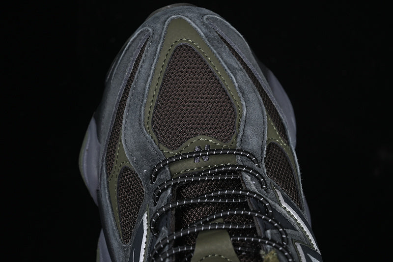 NB 9060  "Blacktop Dark Moss"