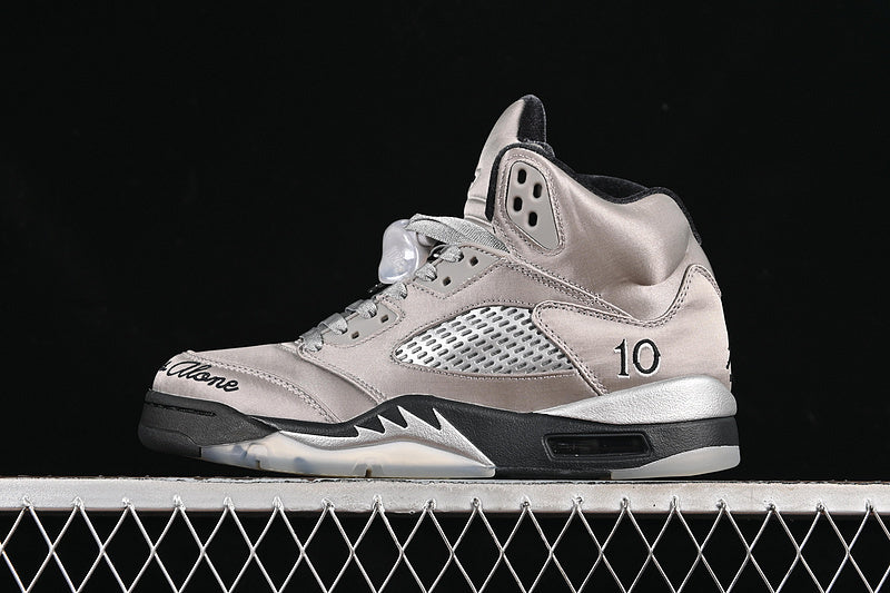 Air Jordan 5 Retro "Rose Metallic Wings"