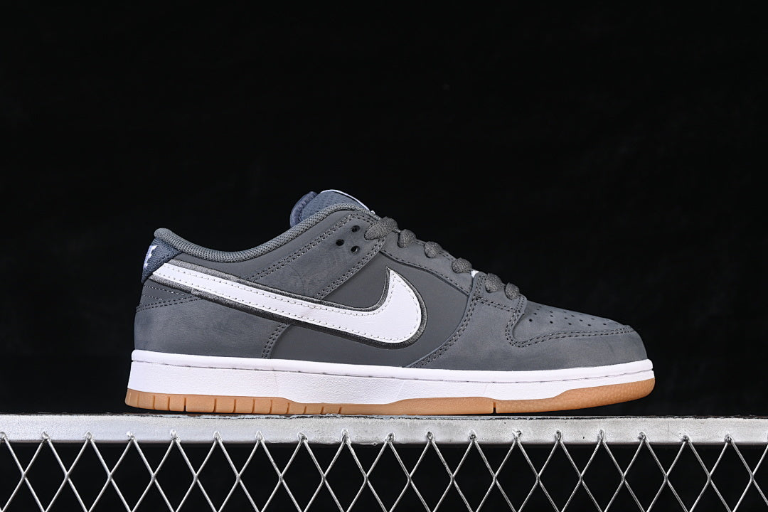 Nike SB Dunk Low "Wolf Gray"