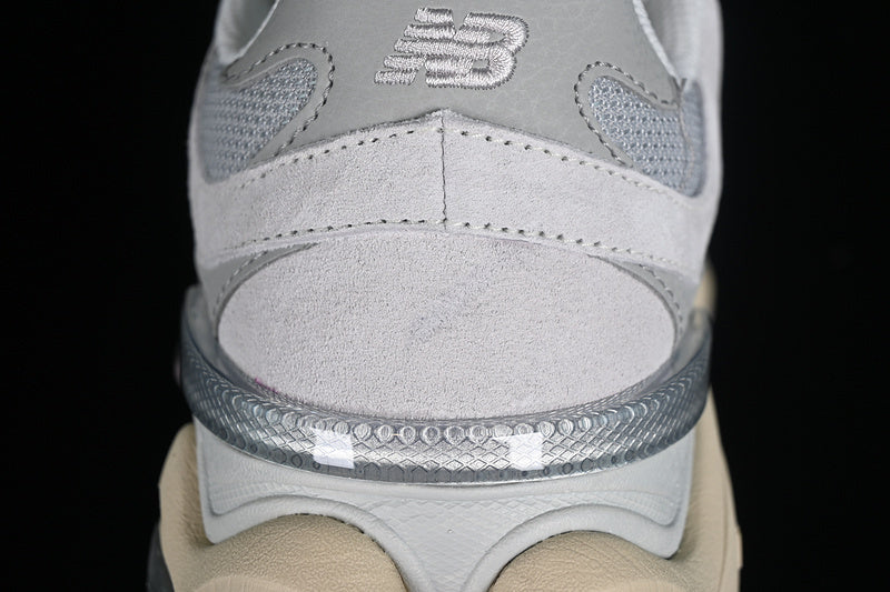 NB 9060 "Light Grey/White"