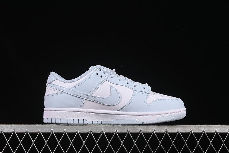 Nike SB Dunk Low "Glacier Blue"