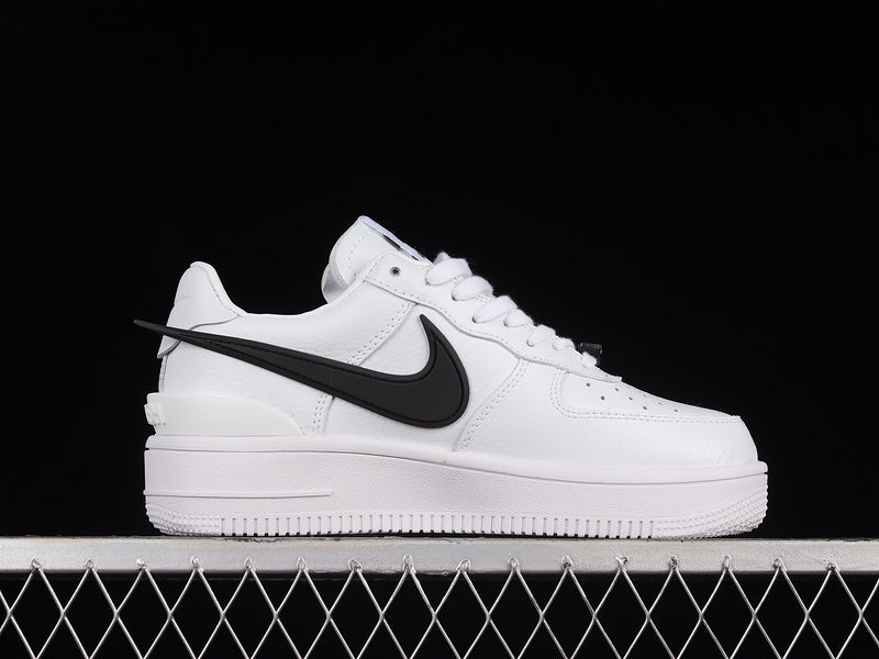 Air Force 1 Low SP AMBUSH "All White/Black"