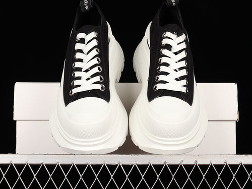 A McQ Tread Slick "Black White"