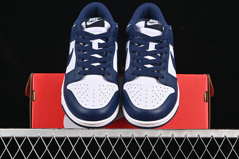 Nike SB Dunk Low "Dark Blue"