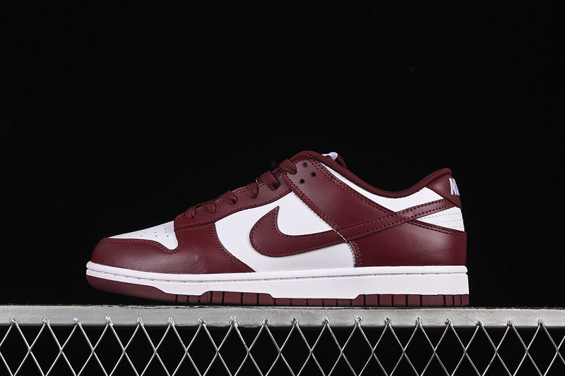 Nike SB Dunk Low "burgundy"