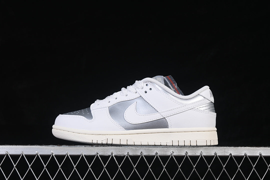Nike SB Dunk Low "White  Metallic"