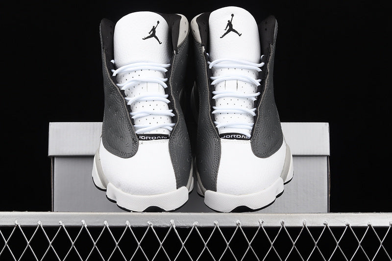 Air Jordan 13 Retro "Atmosphere Grey