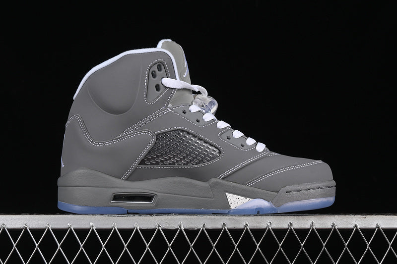 Air Jordan 5 Retro "Wolf Grey"
