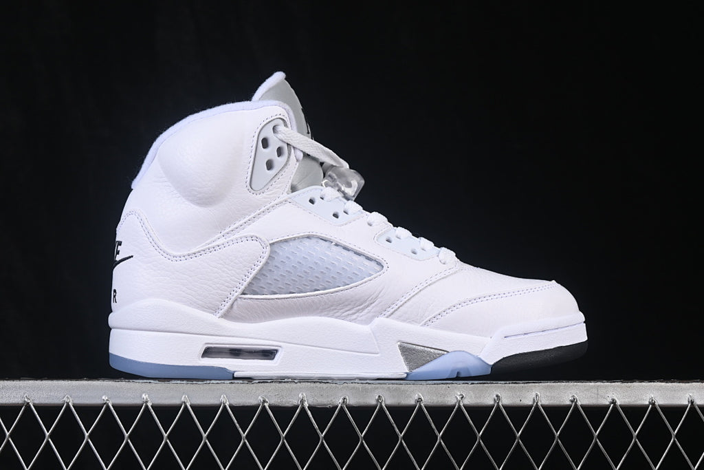 Air Jordan 5 Retro "White Metallic"