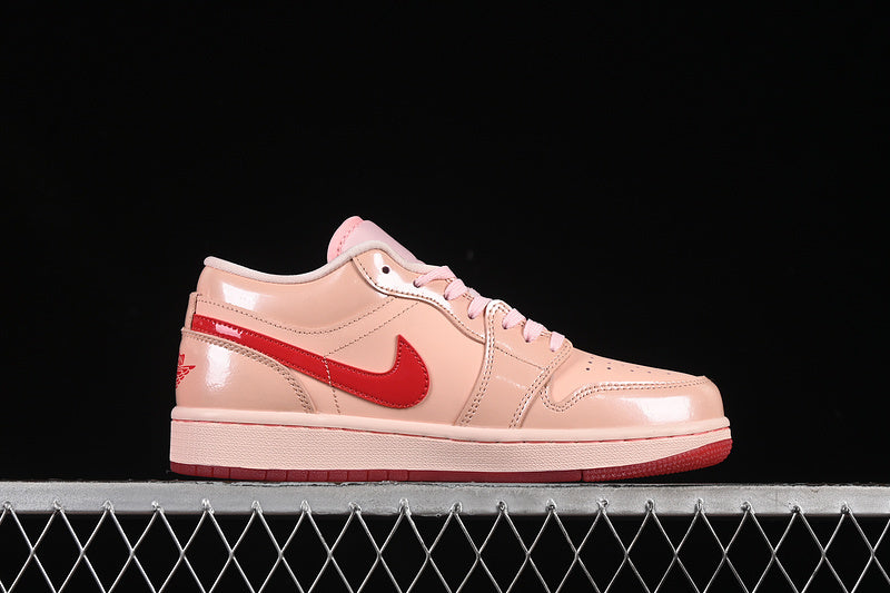 Air Jordan 1 Retro Low  "Valentine's Day"