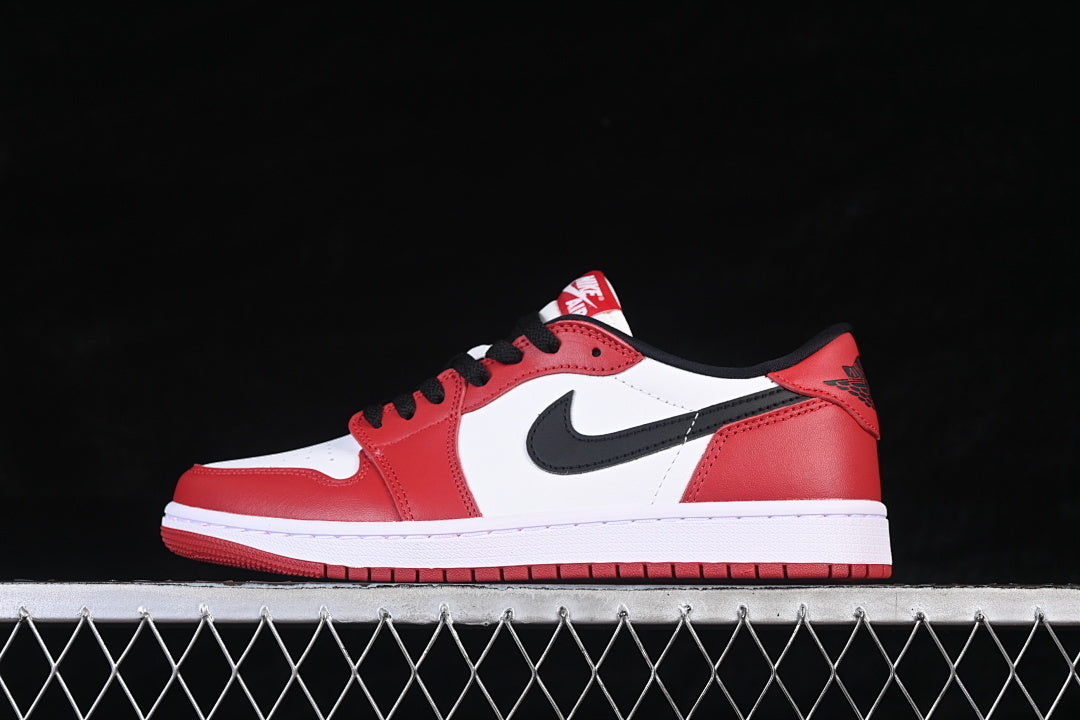 Air Jordan 1 Retro Low "Chicago"