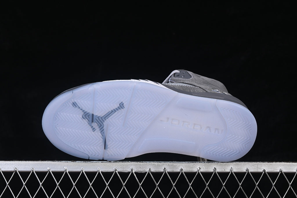 Air Jordan 5 Retro "Wolf Grey" 2026