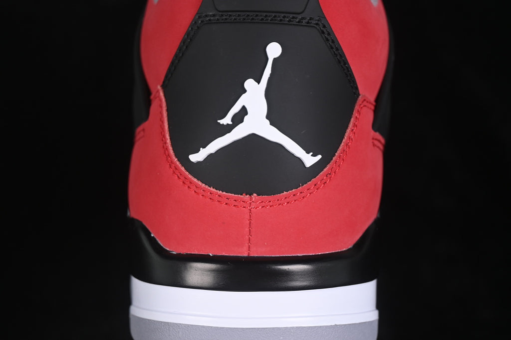 Air Jordan 4 Retro "Toro Bravo" 2026