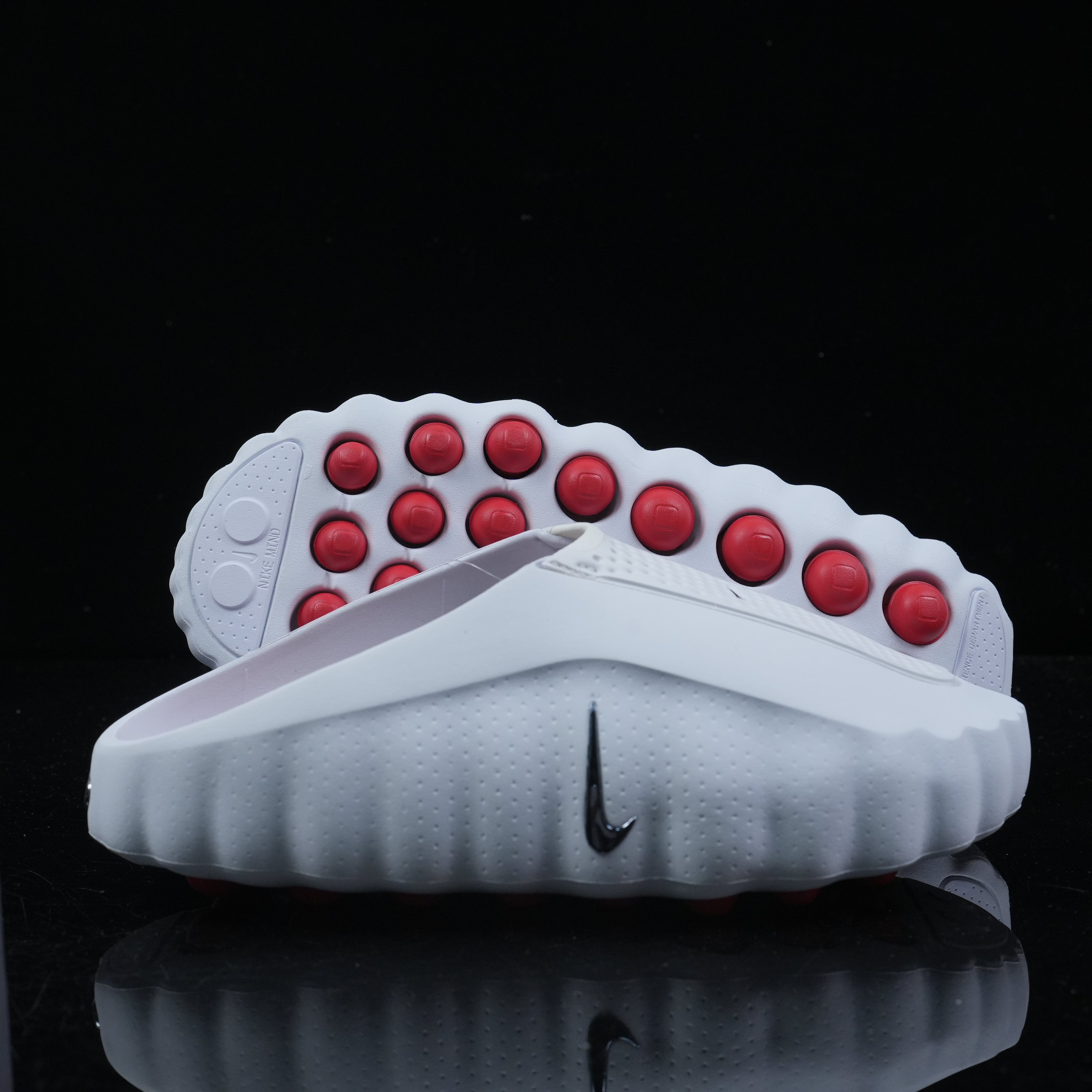 Nike Mind 001 