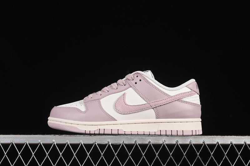 Nike SB Dunk Low "Particle Rose"