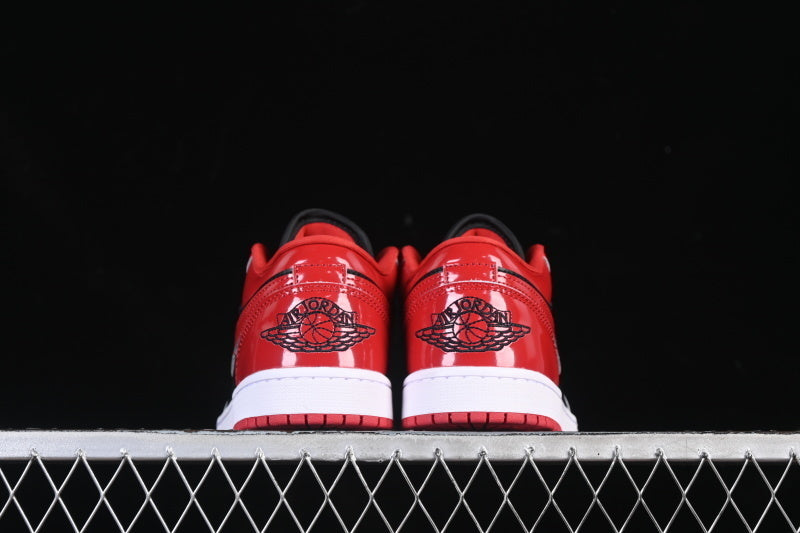 Air Jordan 1 Retro Low  "Varsity Red Black"