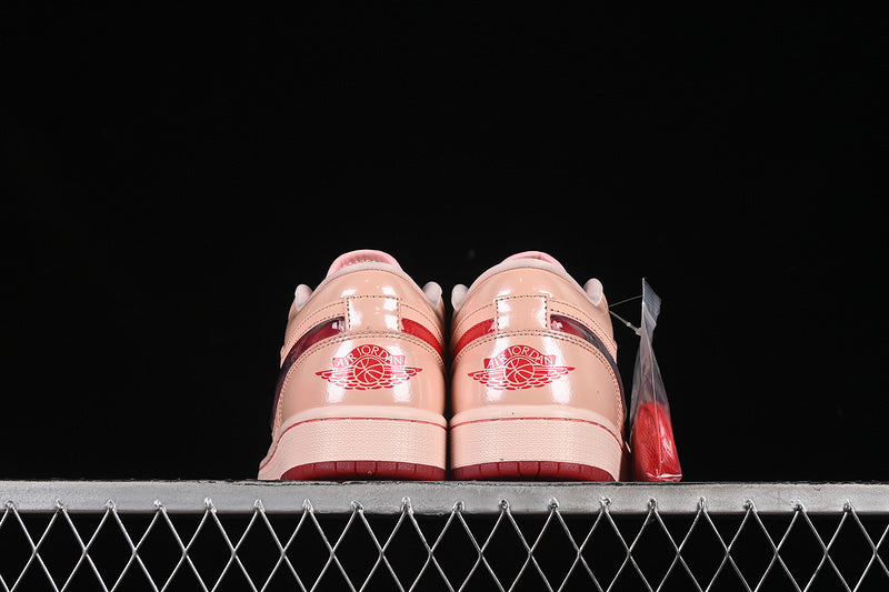 Air Jordan 1 Retro Low  "Valentine's Day"