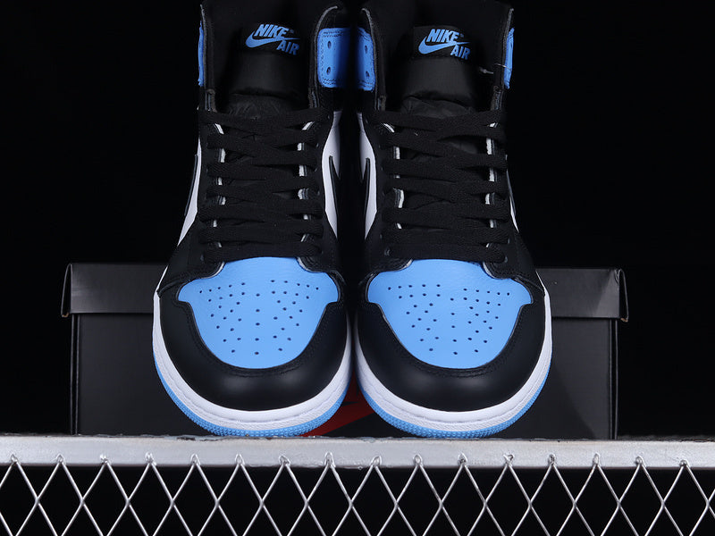 Air Jordan 1 Retro High OG "UNC Toe"