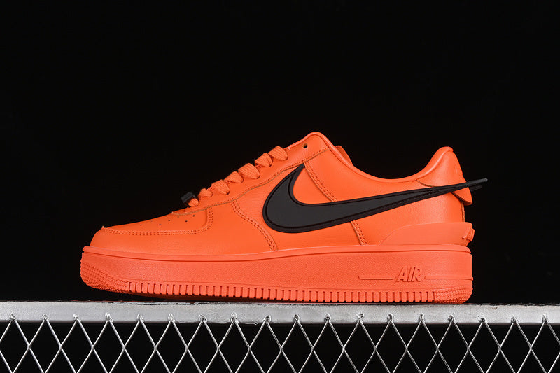 Air Force 1 Low SP AMBUSH "Orange/Black"