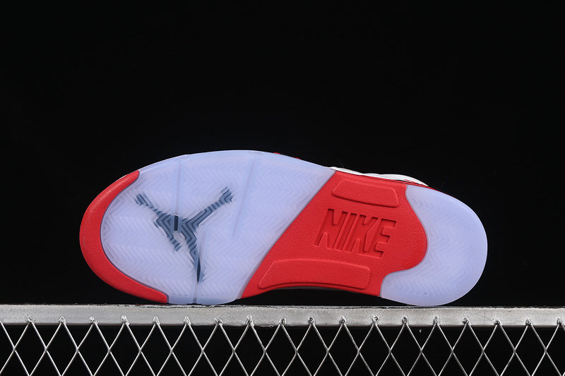 Air Jordan 5 Retro "Fire Red"