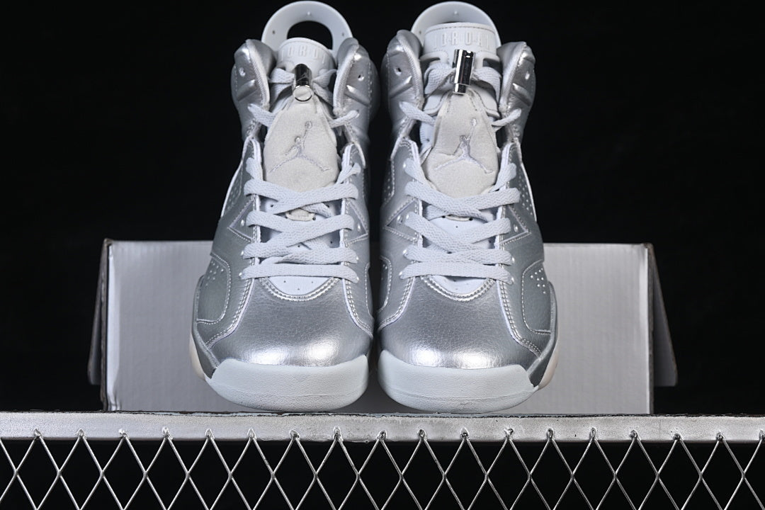 Air Jordan 6 Retro x Paris Saint-Germain "Metallic Silver
